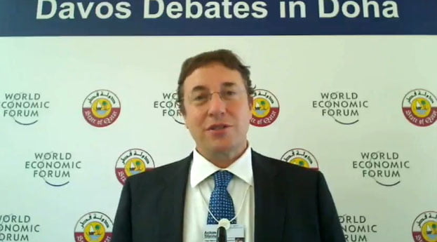Directorul executiv al UNEP raspunde la Davos