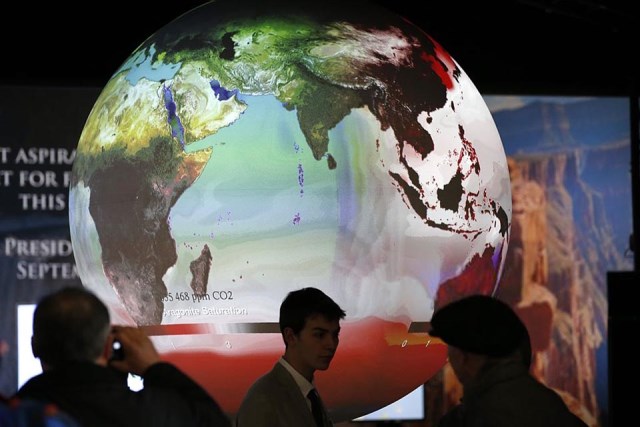 Un nou draft al acordului climatic, pe masa negocierilor de la Paris