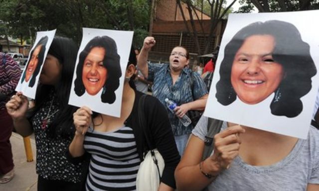 Protest in urma asasinarii activistei Berta Cáceres