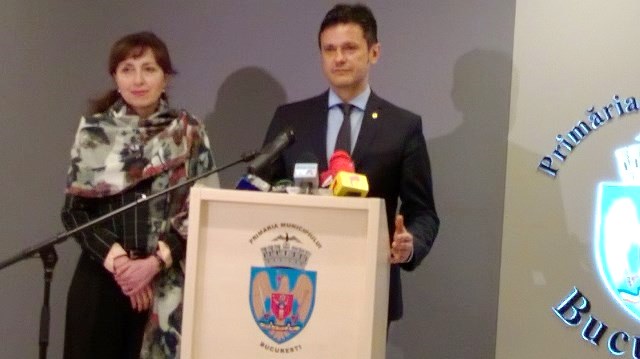 Ministrul Cristiana Pașca-Palmer, alături de Primarul General interimar al Capitalei, în cadrul unei întâlniri de lucru