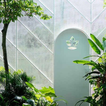 „Less house”, casa din Vietnam în care plantele și oamenii conviețuiesc