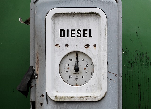 Comisia Europeană nu recomandă interzicerea accesului autovehiculelor diesel în orașe
