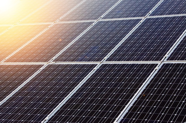 Prima fabrică europeană de reciclare a panourilor solare s-a deschis în Franța