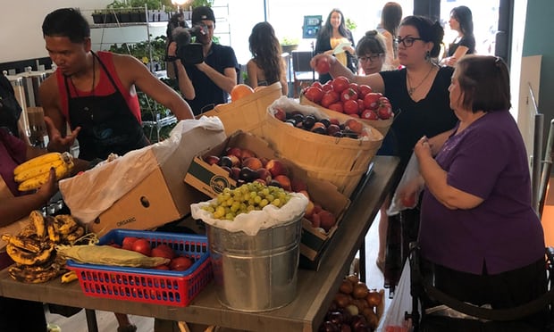 Un magazin din Toronto oferă alimente în schimbul unei donații opționale