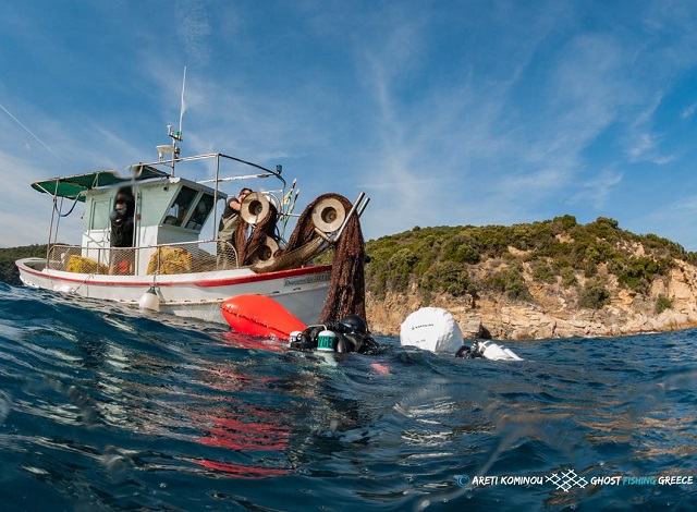 Ghost Fishing, organizația internațională care recuperează plasele de pescuit abandonate