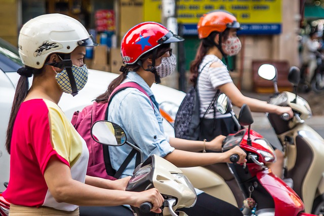Guvernul din India va publica reglementări pentru măștile anti-poluare