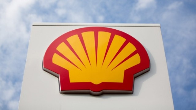 Raport: marile companii petroliere au cheltuit sute de milioane de dolari pentru a bloca politicile climatice