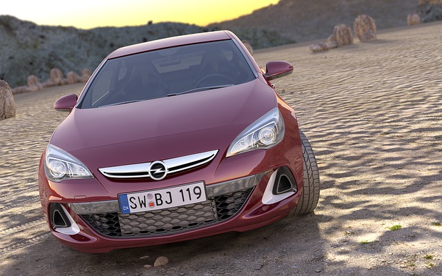 Opel recheamă la service peste 200.000 de maşini deoarece depăşesc limitele admise ale emisiilor