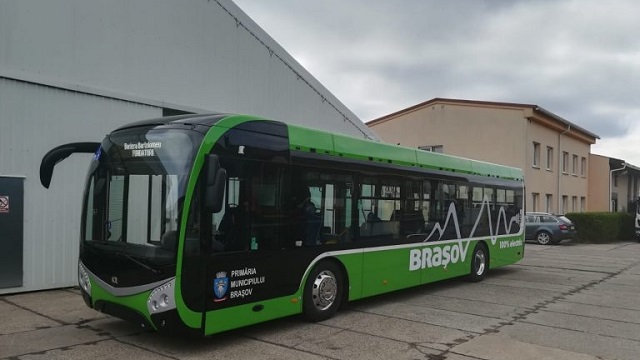 Primele autobuze electrice și troleibuze noi au sosit la Brașov – FOTO