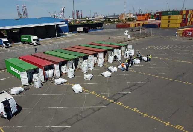 Ministerul Mediului a lansat licitația pentru containerele pentru dotarea centrelor de colectare prin aport voluntar