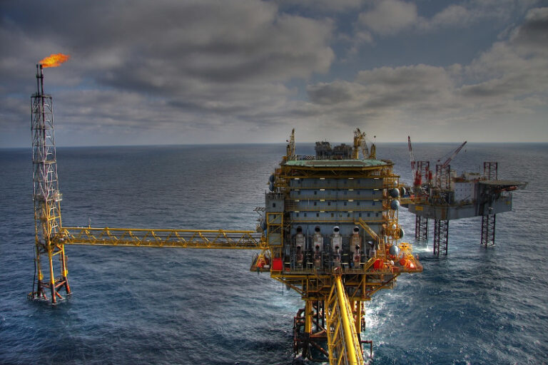 CE avertizează România cu privire la siguranța operațiunilor petroliere și gaziere offshore