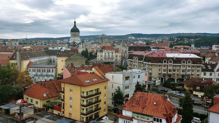 Cluj-Napoca se pregătește să intre în cursa orașelor neutre climatic