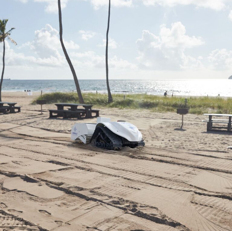 BeBot, robotul care curăță plajele