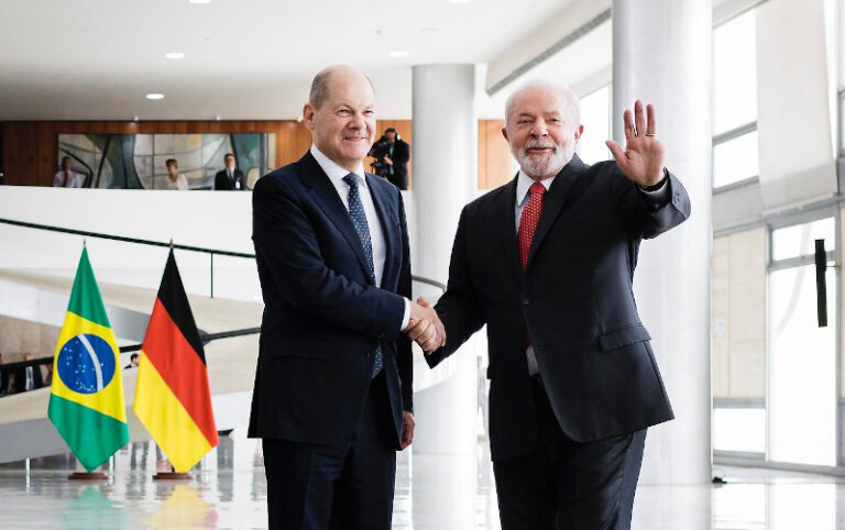 Germania, pregătită să aloce 200 mil. euro pentru protecția mediului în Brazilia