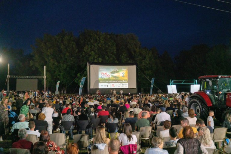 Film în Sat, cel mai mare festival de artă din mediul rural, ajunge la Cernătești, Dolj