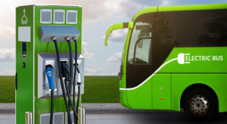 Județul Mehedinți cumpără 31 de microbuze școlare electrice