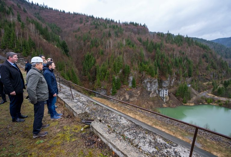 Ministrul Mediului a vizitat hidrocentrala nefinalizată de la Răstolița
