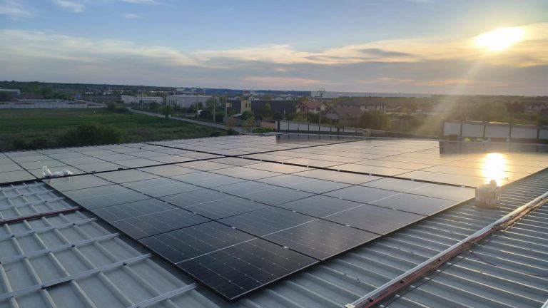 Nordic Group dotează două depozite cu panouri fotovoltaice