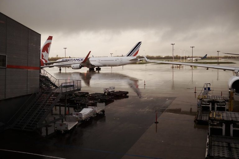 Foto: Aeroport, 12 noembrie 2017, de Nicolas Vigier | Flickr
