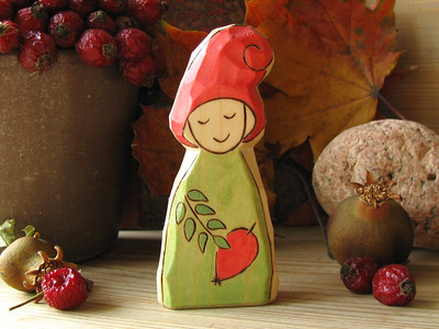 Foto: Obiect de decor de Crăciun din lemn (gnom), 1 noiembrie 2010 Sursa: Rjabinnik and Rounien | Flickr