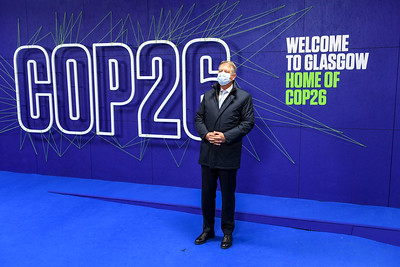 Foto: Klaus Iohannis, Președintele României, sosește la COP26 World Leaders Summit al celei de-a 26-a Conferințe a Națiunilor Unite privind Schimbările Climatice, 1 noiembrie 2021 Sursa: COP26 | Flickr