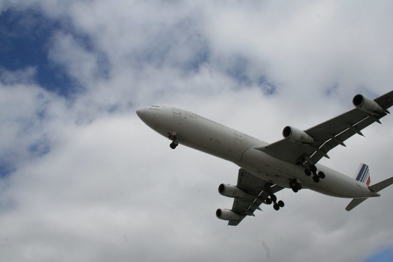 Foto reprezentativă: Aeronave, 10 aprilie 2007, ©Jason O'Halloran