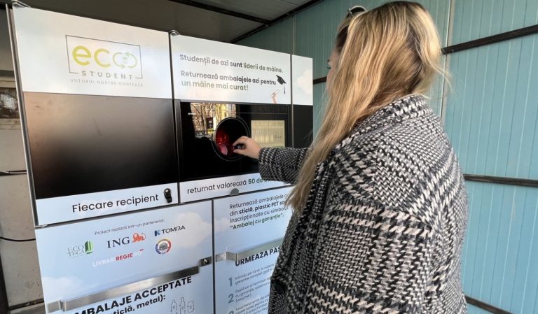 Foto: Retrunare ambalaje în campusurile universitare, ©Ecoteca