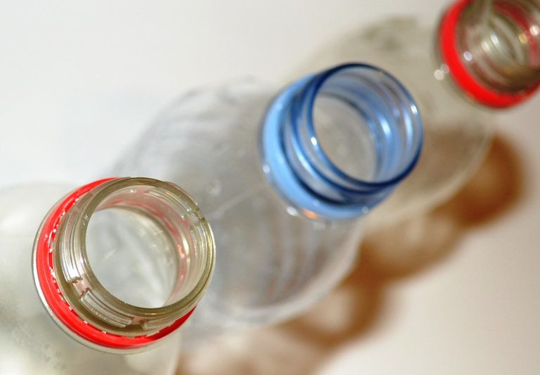 Foto reprezentativă: Reciclare plastic, 4 martie 2014, ©KatherineDavis
