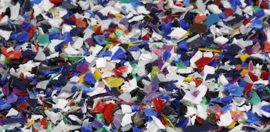 Foto reprezentativă: Reciclare plastic făcută acasă, 4 martie 2019, ©martin gautron