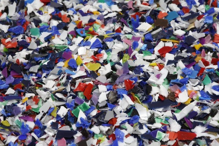 Foto reprezentativă: Reciclare plastic făcută acasă, 4 martie 2019, ©martin gautron