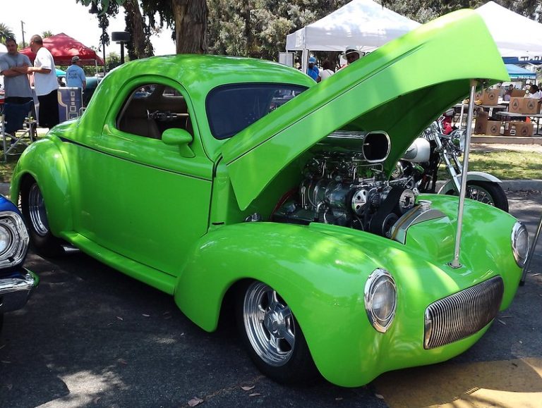 Foto: 2013 Rollin South Traffic Style Car Show și Târgul de siguranță în trafic, 29 iunie 2013, Los Angeles, S.U.A. Sursa: ATOMIC Hot Links | Flickr
