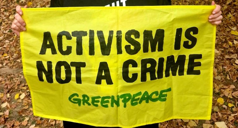 Foto: Activismul nu este o crimă, ©Greenpeace România