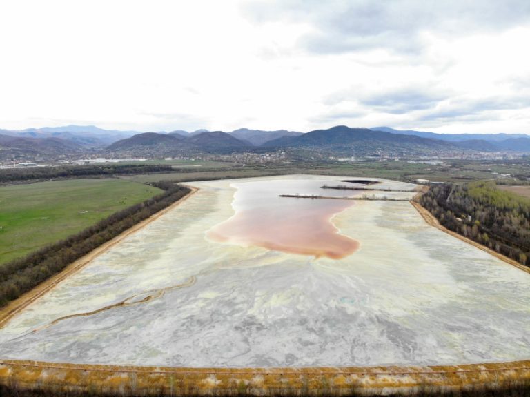 Aerul, criteriu în dosarele de mediu. Argument: „Apocalipsa de Bozânta Mare” – IMAGINI DIN SATELIT