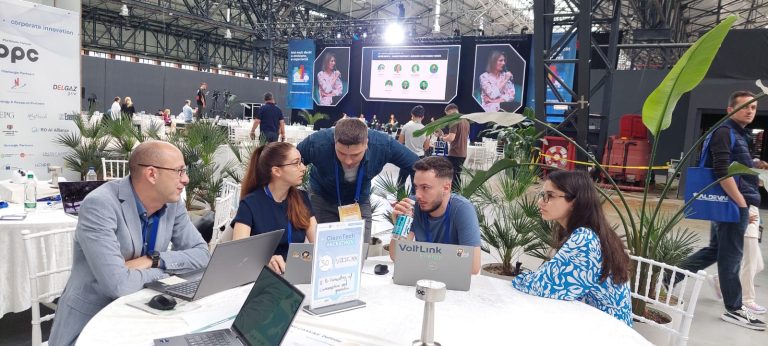 Foto: CleanTech Hackathon 2025 Bucureşti, România Sursa: Techcelerator | Facebook