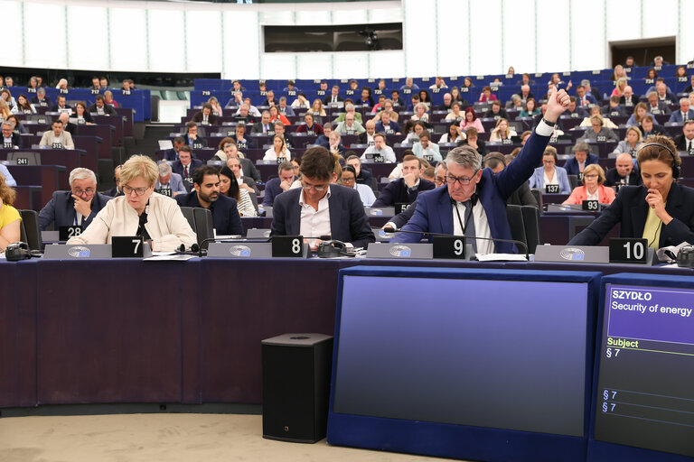 Foto: Parlamentul European în sesiune plenară la Strasbourg Sursa: Parlamentul European