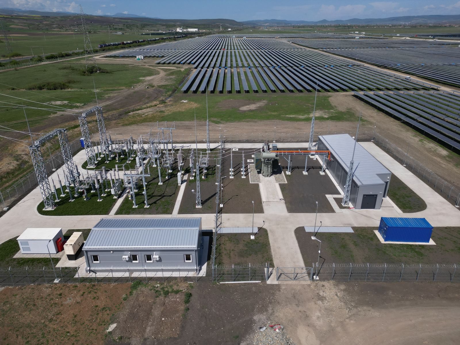 Foto: Parc fotovoltaic Teiuş, Alba Sursa: Ministerul Energiei | Facebook