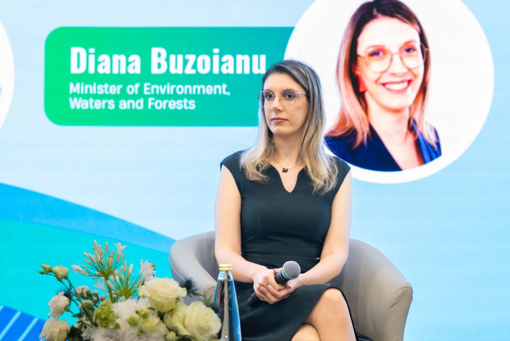 Foto: Ministrul Mediului, Apelor şi Pădurilor, Diana Buzoianu Sursa: Ministerul Mediului | Facebook
