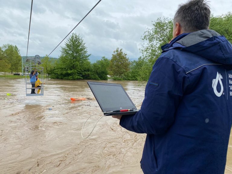 Mitigarea schimbărilor climatice necesită fonduri Sursa: Apele Române | Facebook