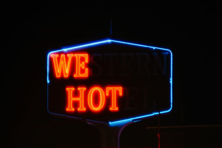 Semn din Las Vegas, 2023, Wesley Tingey, Unsplash.com