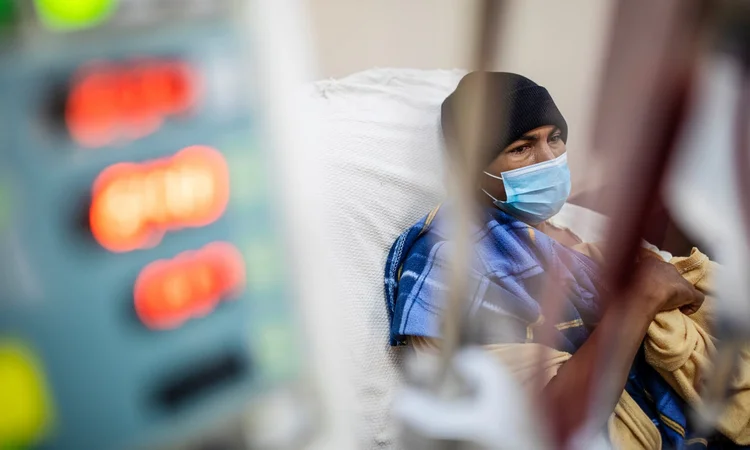 Pacient internat în spital, diagnosticat cu CKDu. Sursa foto:Ed Kashi