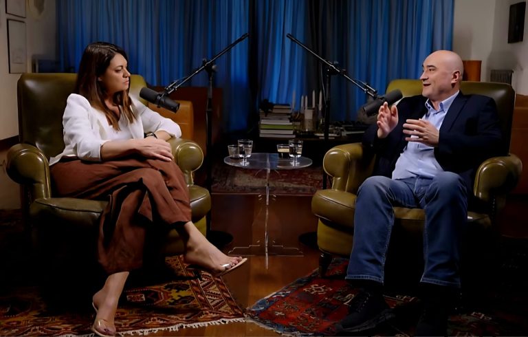 Foto: Sorin Cheval și Raluca Fișer în dialog despre climă la podcastul Green Report, ©Green Report