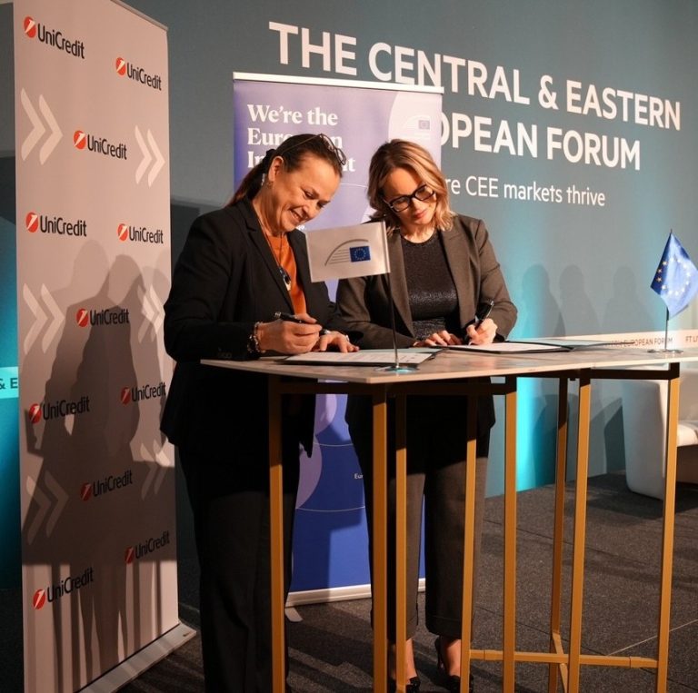 Foto: Marjut Falkstedt, Director Executiv al FEI  și Teodora Petkova, Head of UniCredit pentru Europa Centrală și de Est | Sursa: UniCredit